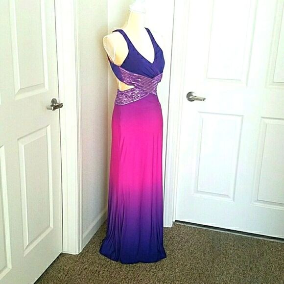 NEW MASQUERADE FORMAL DRESS SIZE 3,4 - Picture 14 of 16